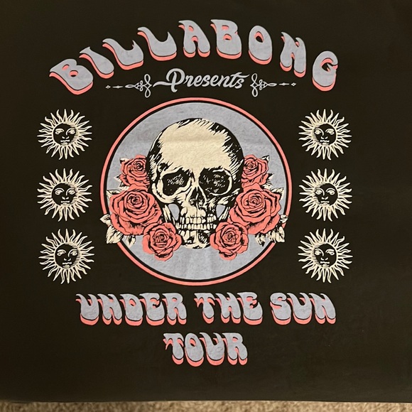 Women’s Billabong t-shirt - Picture 5 of 5